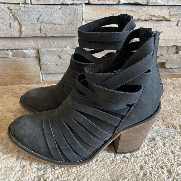 Free People Hybrid Strappy Nubuck Leather Ankle Booties Boots Heeled Black: 36 - Picture 11 of 13